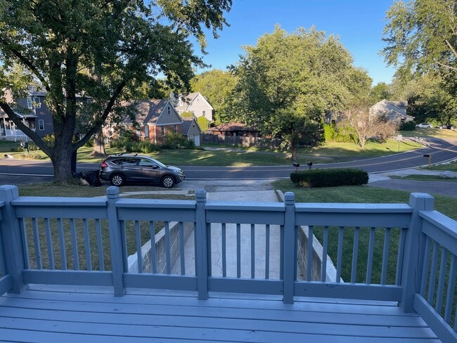 Photo - 33240 N Greentree Rd