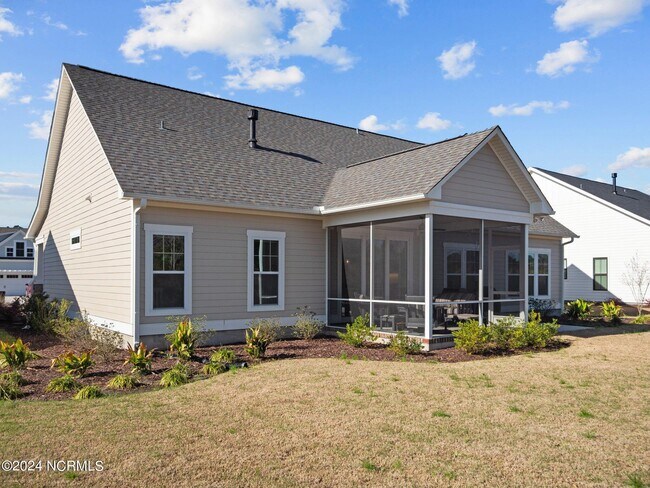 Photo - 286 Bluenose Ln