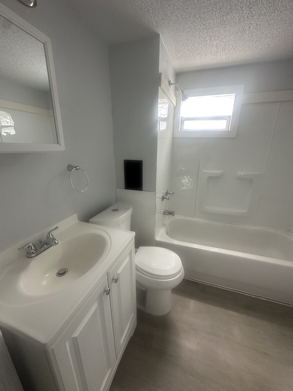 Photo - 12909 Benwood Ave