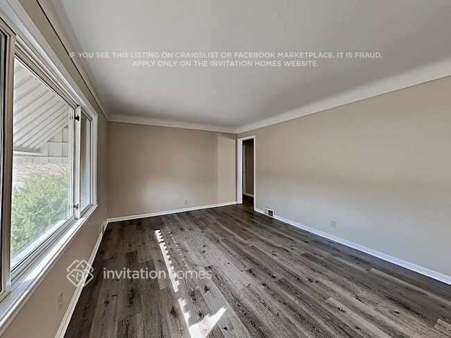 Photo - 7401 Elliot Ave
