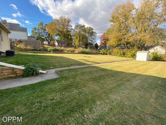 Photo - 2 br, 1.5 bath House - 3520 Hascall St