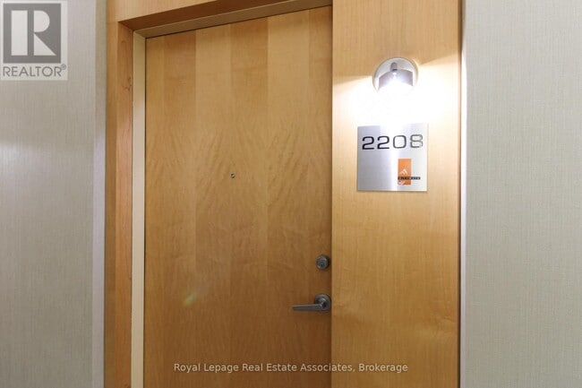 Photo - 3939 Duke of York Blvd Unité 2208