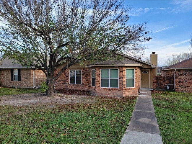 Building Photo - 4011 Windswept Dr