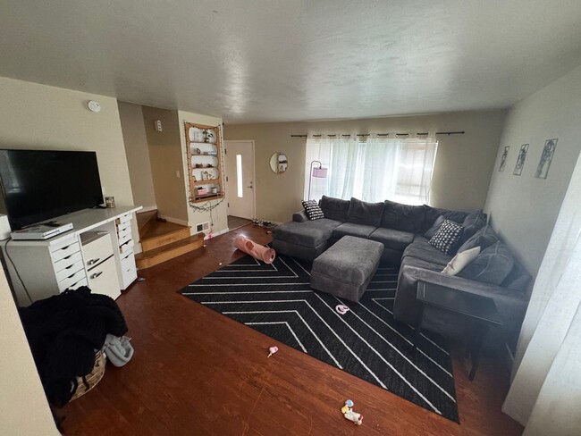 1003 Ann St Unit 1003 ann