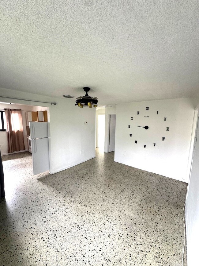 Photo - 430 NW 9th Ave Unit 3