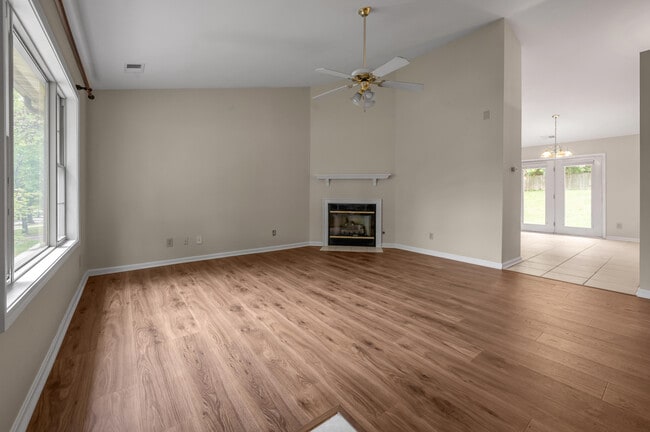 Photo - 2347 Stonewood Ln