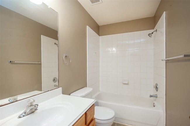 Photo - 17219 Lilac Vale Ct