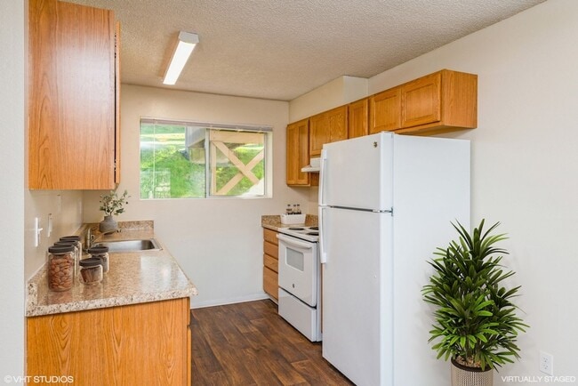 Hillsider 50 Apartments