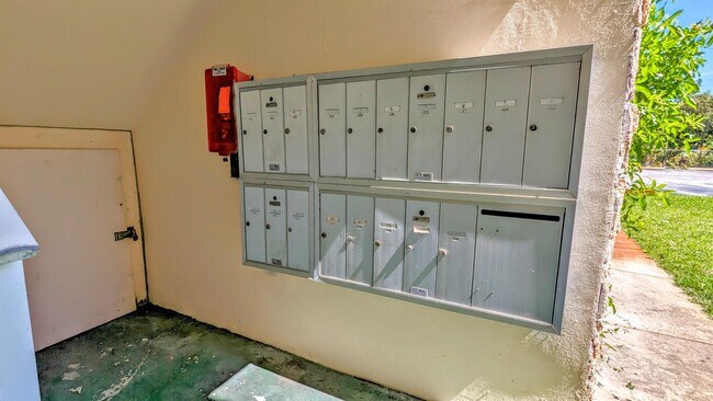 Photo - 2301 SE 4th St