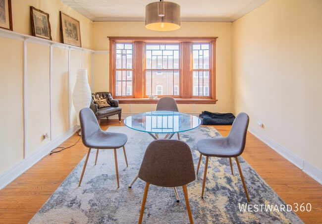 Photo - 844 W Lakeside Pl Unidad 3E