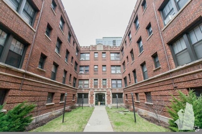 Building Photo - 1 bedroom in Chicago IL 60657 Unit 516-210 Rental