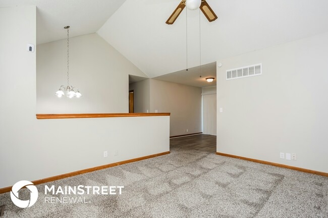 Photo - 206 NW 102 St