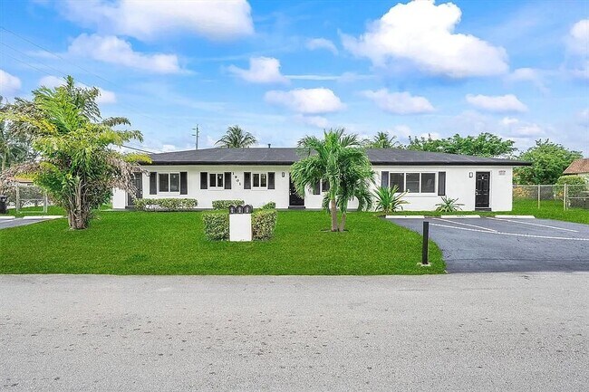 Photo - 1901 NW 14th Ave Casa