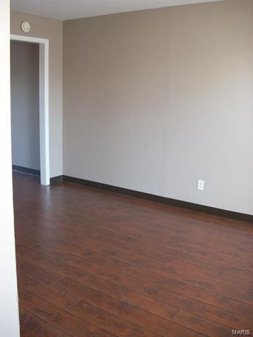 Photo - 401 N Illinois St