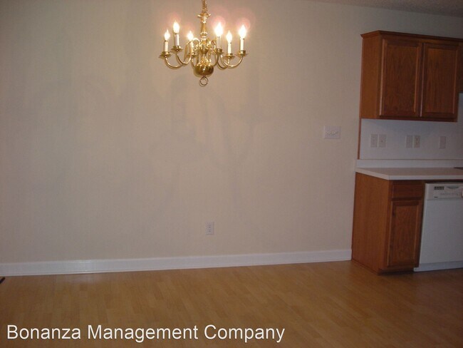 Photo - 3 br, 2 bath House - 326 Faith Road