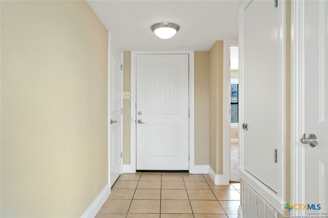 Photo - 1043 Barbara Dr