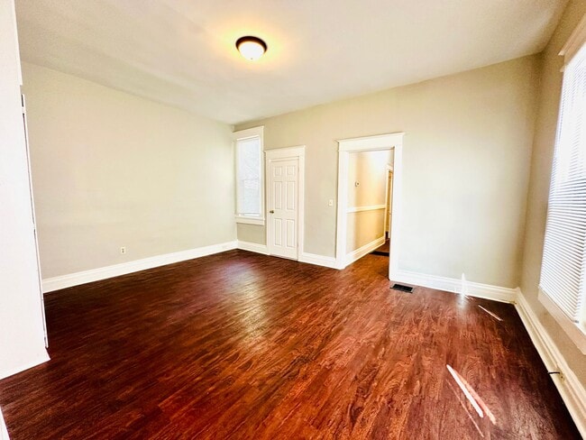 Photo - 621 E Burnett Ave Unidad 621 E. Burnett B