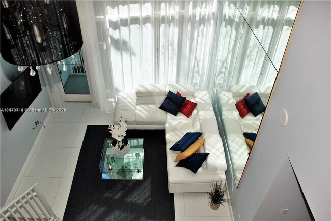 Photo - 301 NE 20th Ter