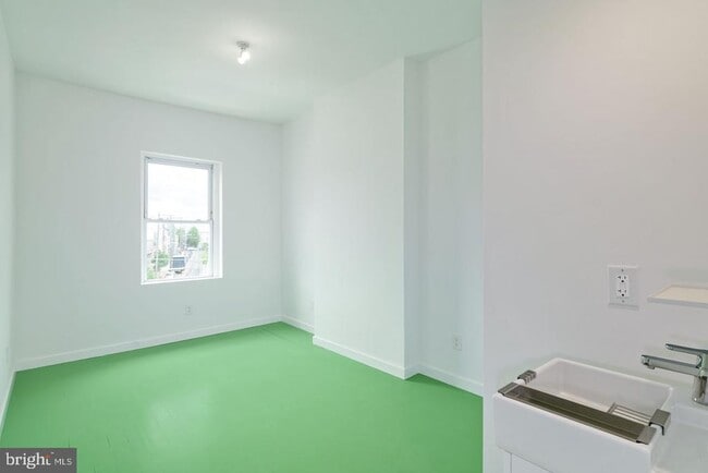 Photo - 2329 Frankford Ave