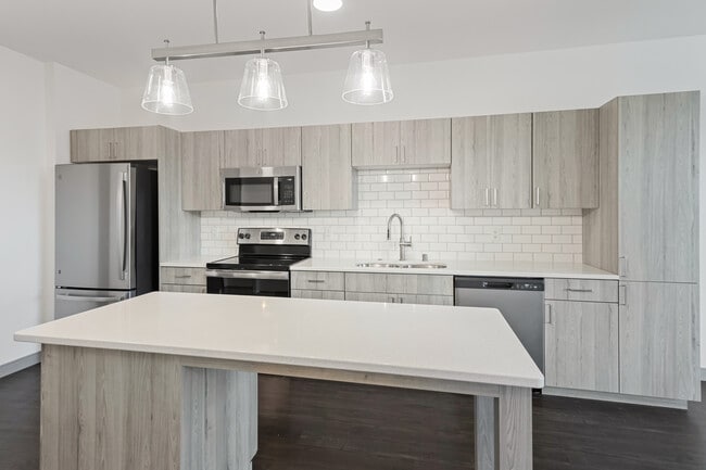 Photo - 2420 E Capitol Dr Unit 204