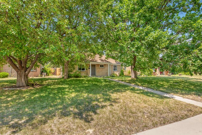 Photo - 1663 Poplar St