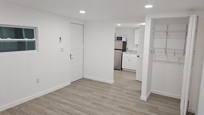 Photo - 1111 N 63rd Ave