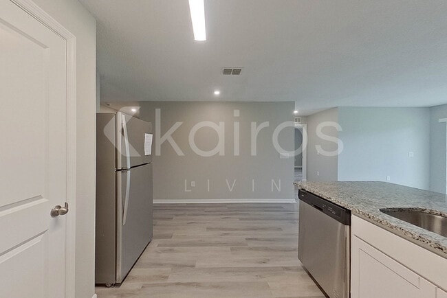 Photo - 8035 100th Ave