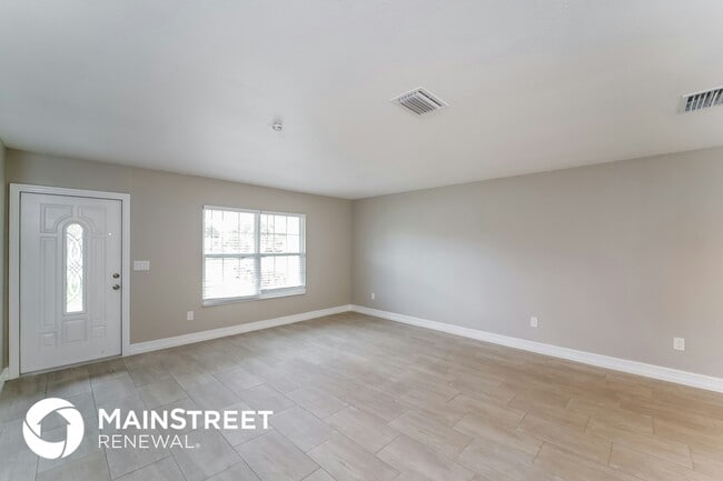 Photo - 5666 Orpha St