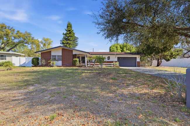 Photo - 5601 Forest Hills Dr