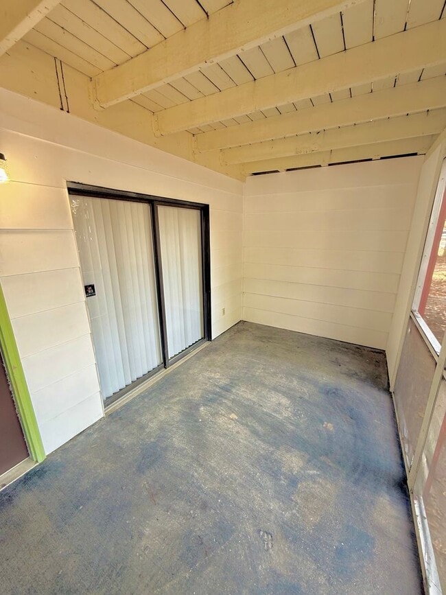 Photo - Now available! Charming 2 bed / 1 bath condo in a prime Tallahassee location. Unidad 1013