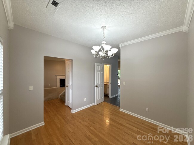 Photo - 432 McGinn Grove Dr