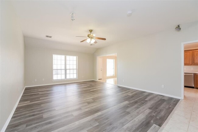 Photo - 430 NE 23rd Terrace