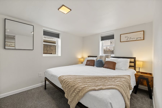 Building Photo - 718 East Blvd