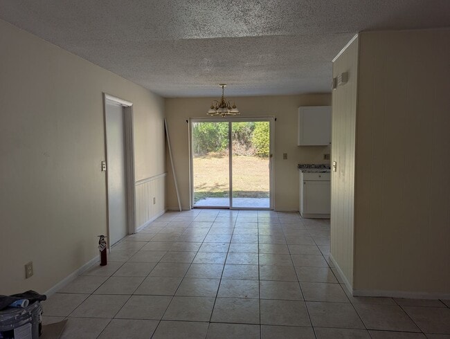 Photo - 3 Bedroom House For Rent, Lawncare included.