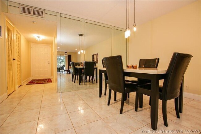 Photo - 6200 S Falls Cir Dr Unit 202