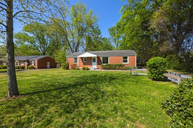 Photo - 1911 Gardner Dr