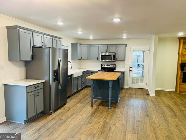 Photo - 502 Bavarian Dr