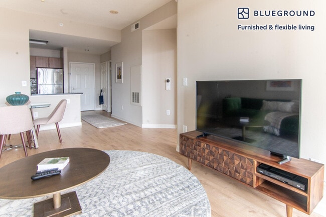 Photo - 1410 N Scott St Unit SI FL11-ID785