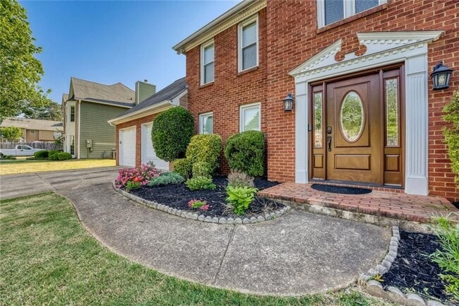 Photo - 532 Smithstone Trace SE