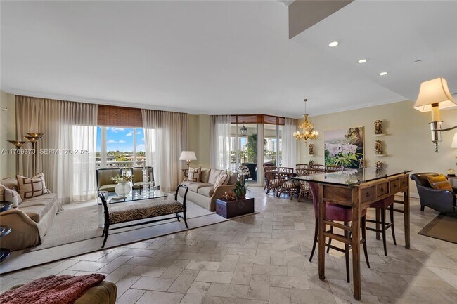 Photo - 19925 NE 39th Pl Unit 402