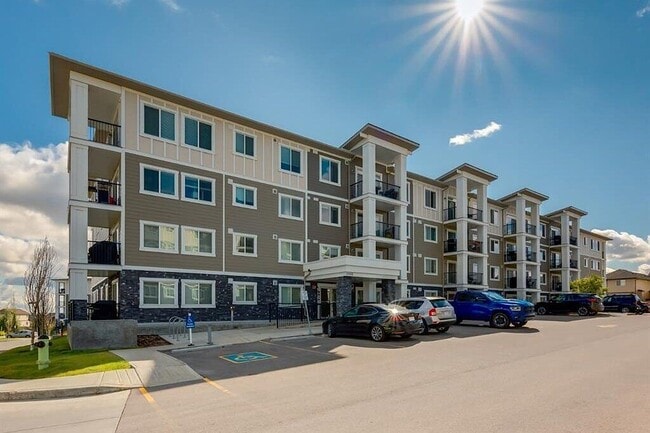 Building Photo - 450-2450 Sage Valley Dr NW