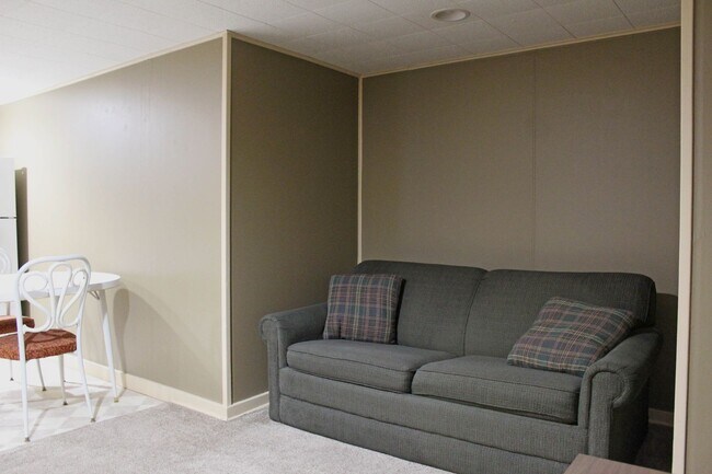 Photo - All utilities included in this 1-Bedroom, 1-Bath Garden-Level Apartment Unit 1707 S 10th Ave Apt 2