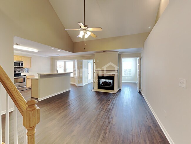 Photo - 1714 Stephenson Ln