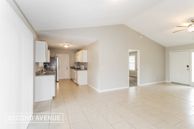 Photo - 491 San Servando Ave SW