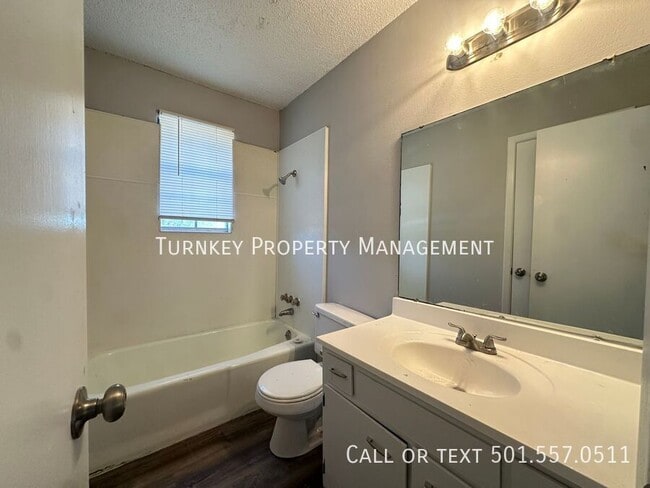 Photo - 2 E Laramie Dr Unit A