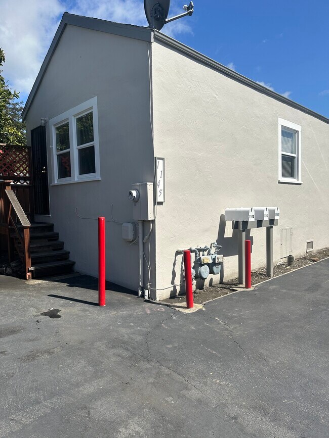 Photo - 1145 D St House