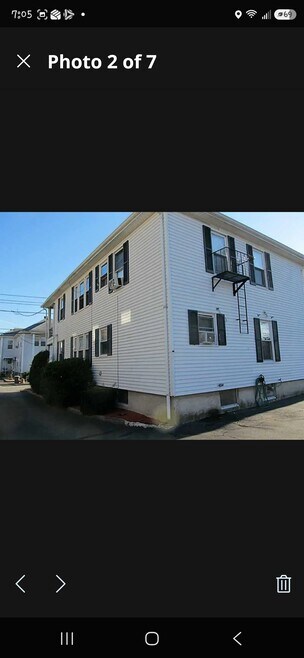 90 Lee St Unidad 2nd Rear