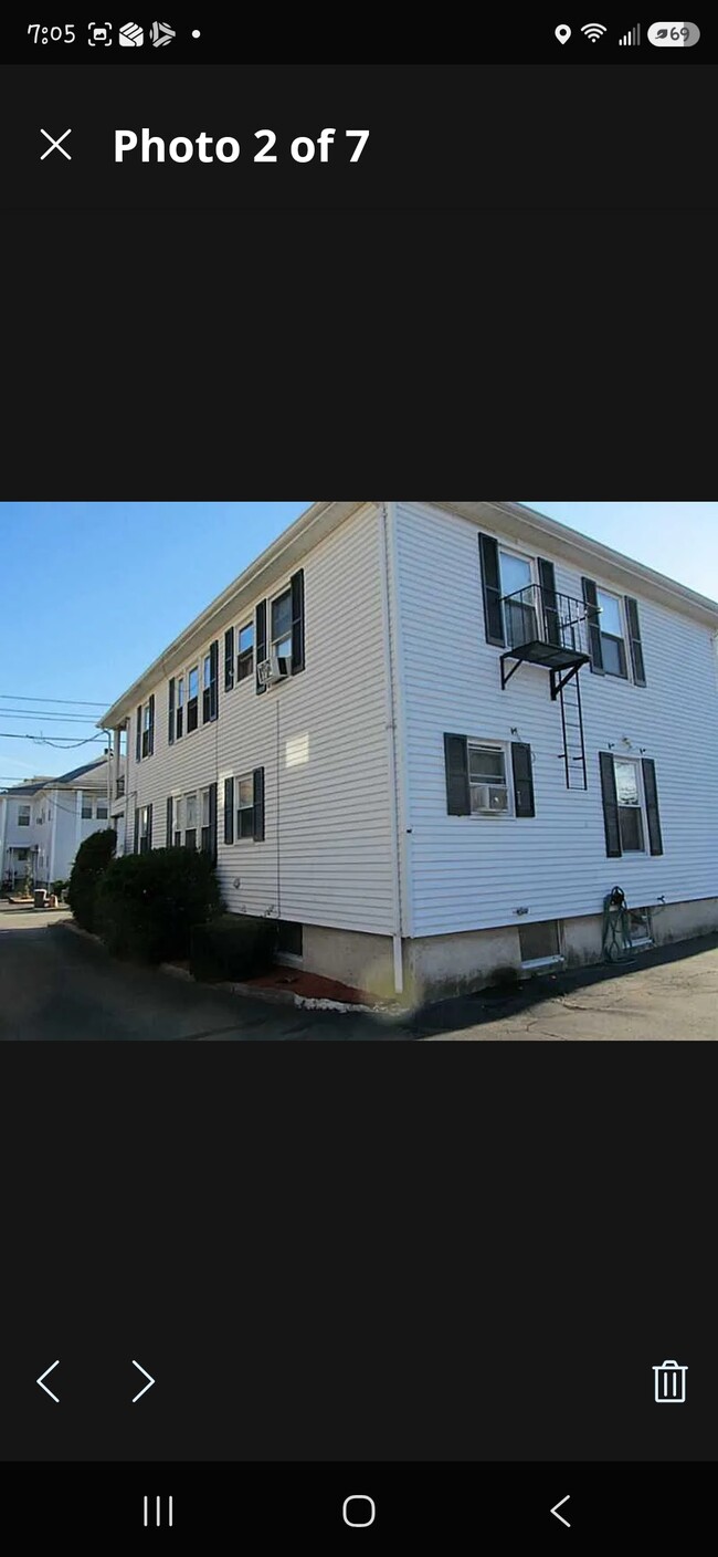90 Lee St Unit 2nd Rear