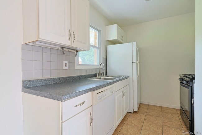 Photo - 6 Alpine Dr Unit E