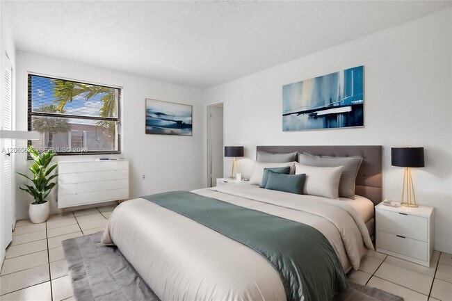 Photo - 10050 NW 9th St Cir Unit 203